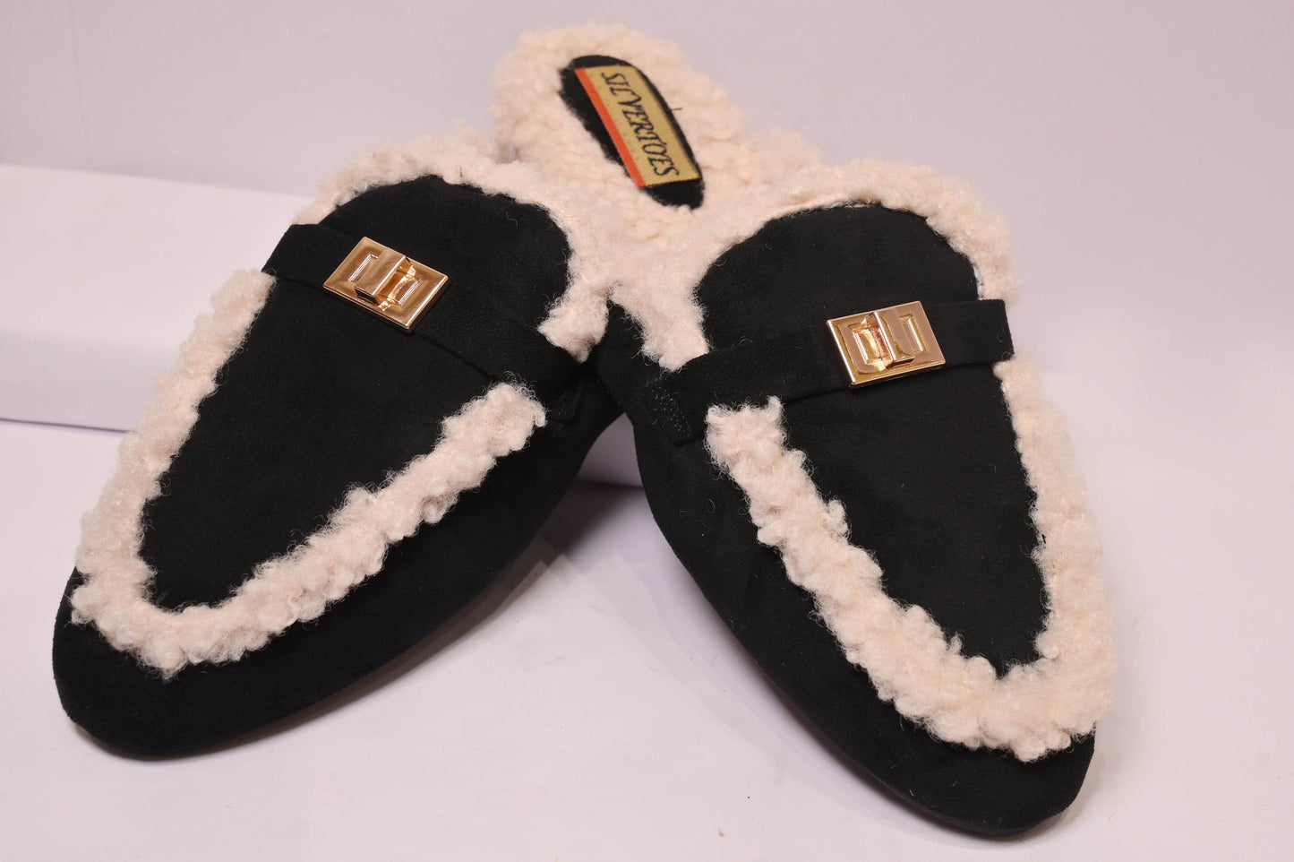 Woolen Modern Flats - Silvertoes