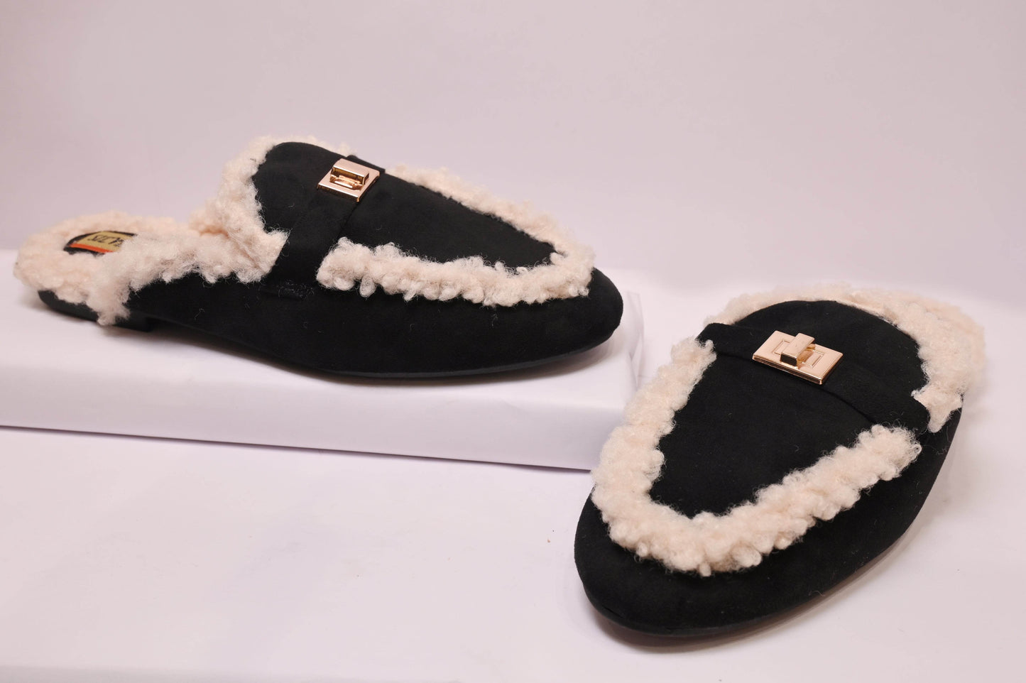 Woolen Modern Flats - Silvertoes