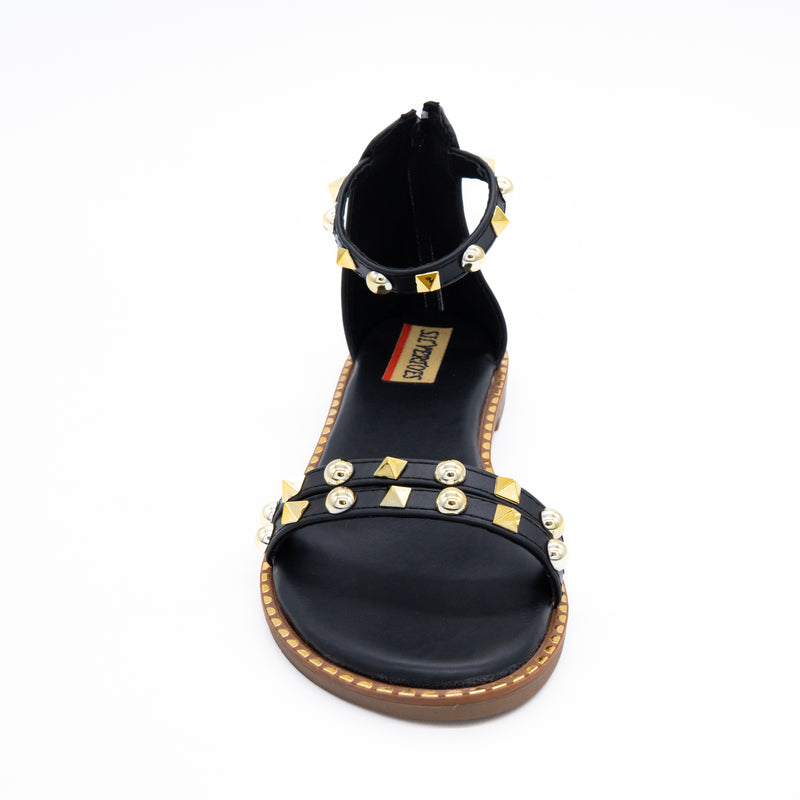 STUDDED FLATS