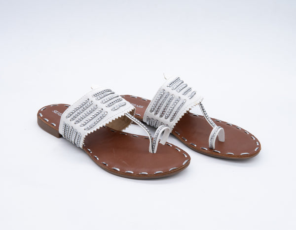 NAZAARA (METALLIC ACCENT KOLAPURI)